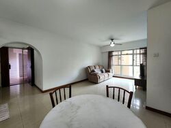 Blk 651 Eastdale (Punggol), HDB 4 Rooms #559561061